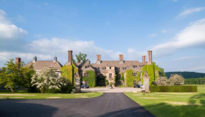  Llangoed Hall  Бронлис